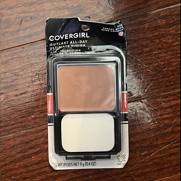 COVERGIRL - Outlast All-Day Ultimate Finish 3-in-1 Foundation in “Creamy Beige” - Picture 7 of 8